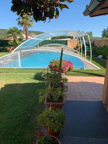 CHALET INDIVIDUAL EN ROBLEDO DEL TORÍO CON GRAN JARDÍN Y PISCINA photo 0