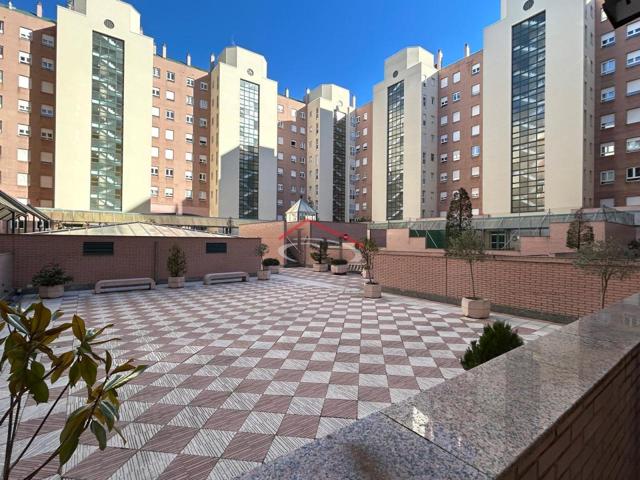 ESPECTACULAR PISO DE TRES HABITACIONES FRENTE AL CORTE INGLÉS photo 0