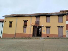 CASA DE PUEBLO EN ARCAHUEJA CON MUCHAS POSIBILIDADES. photo 0