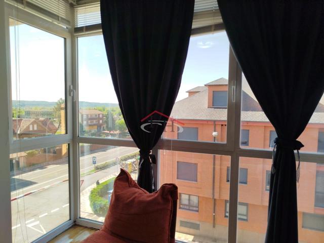 APARTAMENTO DE UNA HABITACIÓN EN VILLAQUILAMBRE CON GARAJE photo 0