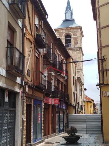 EDIFICIO EN RUINAS EN EL CASCO HISTÓRICO photo 0