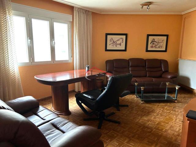 PISO LUMINOSO - AVD. PORTUGAL photo 0