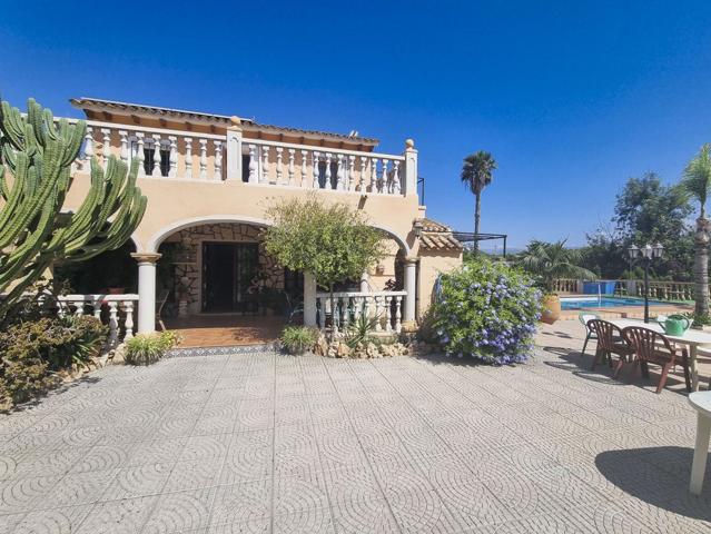 *Villa de estilo rústico en Alfaz del Pi* photo 0