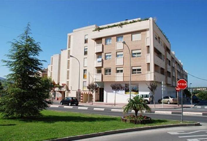 Gran almacén en el centro de Alfaz del Pi photo 0