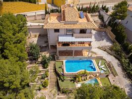 * Villa independiente con piscina privada en Altea La Vieja * photo 0