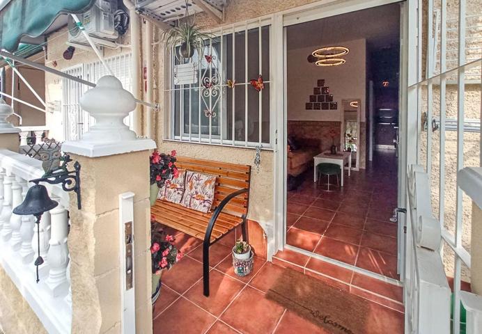 Estudio con una habitación, piscina y parking a 800m de la Playa de Levante de Benidorm photo 0