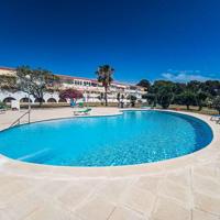 Apartamento reformado de primera calidad de un dormitorio, 2 baños, piscina y parking photo 0