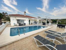 Casa En venta en Colonia Escandinavia-Cautivador, L'Alfas Del Pi photo 0