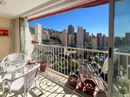 * Apartamento soleado con impresionantes vistas a pocos pasos de la Playa de Benidorm * photo 0