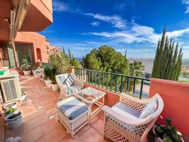 Apartamento reformado con impresionante terraza con vistas despejadas en Sierra Cortina photo 0
