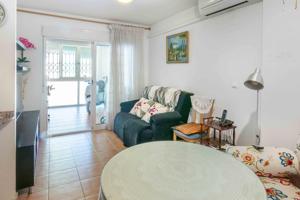 Céntrico apartamento en planta baja de un dormitorio (posible 2), parking, trastero y piscina comunitaria a 1km de la playa del Albir photo 0