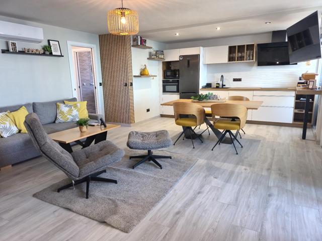 Piso En venta en Puerto Deportivo, Fuengirola photo 0