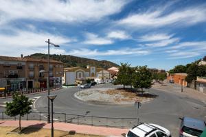 Plazas de aparcamiento en la Avenida principal de Cenes de la Vega photo 0