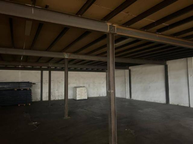 Nave en Alquiler Quart al lado de A3 y Poligono 2000 photo 0