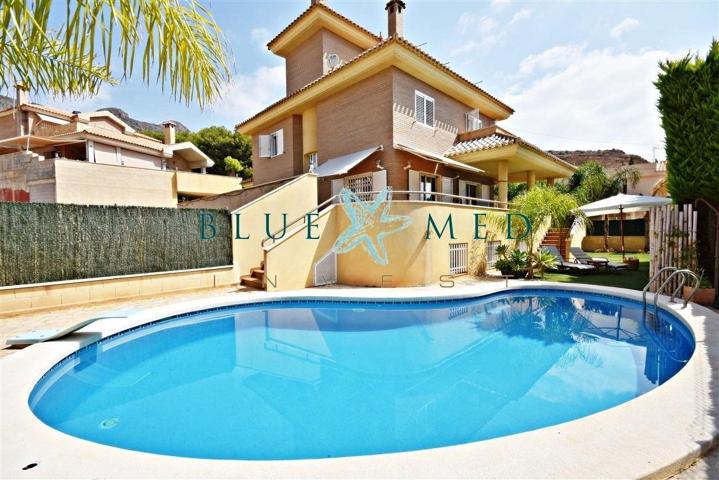 IMPRESIONANTE CHALET CON VISTAS AL MAR Y PISCINA EN BOLNUEVO photo 0