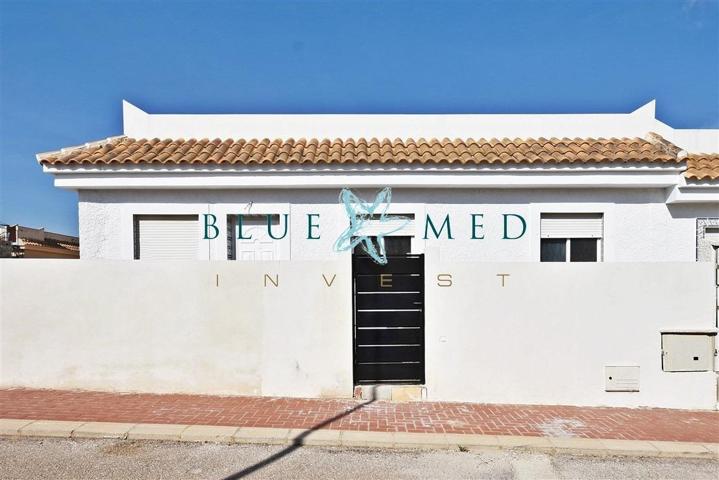 VILLA PARCIALMENTE REFORMADA EN CAMPOSOL photo 0