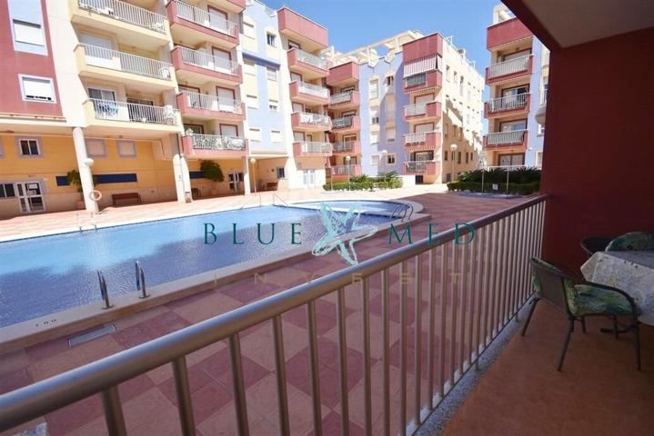 Apartamento en planta baja delante piscina comunitaria photo 0
