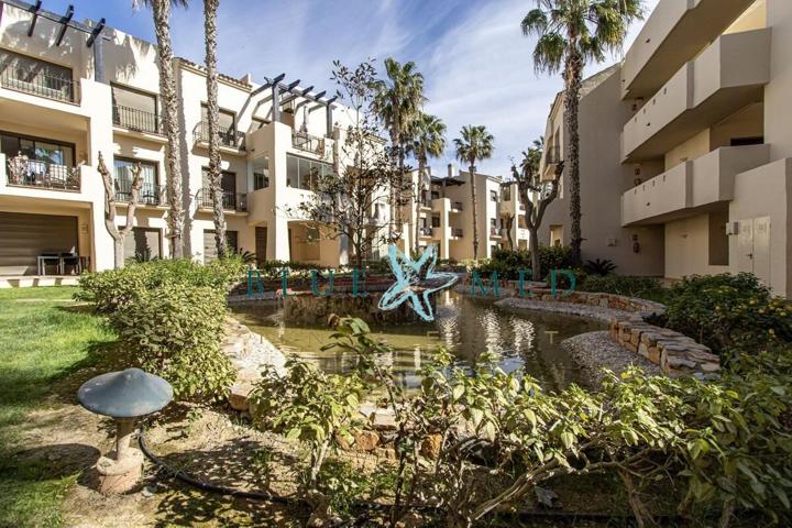 Un tranquilo apartamento en planta baja rodeado de hermosos jardines. photo 0