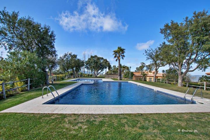 Piso En venta en Urbanización Mas Nou, Castell-Platja D´aro photo 0