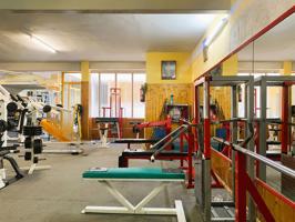 LOCAL COMERCIAL FUNCIONANDO COMO GIMNASIO photo 0