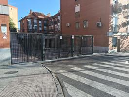 PLAZA DE GARAJE EN C- SAN JAIME EN VILLA DE VALLECAS photo 0
