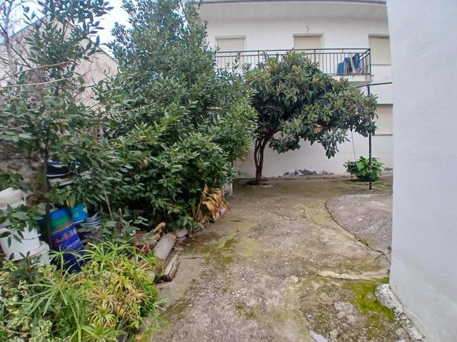 Casa En venta en Mazuecos photo 0