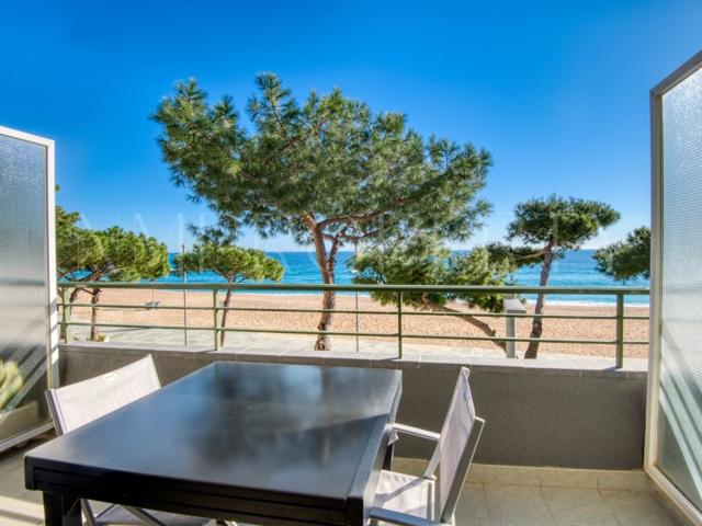 Piso En venta en Castell-Platja D'Aro photo 0