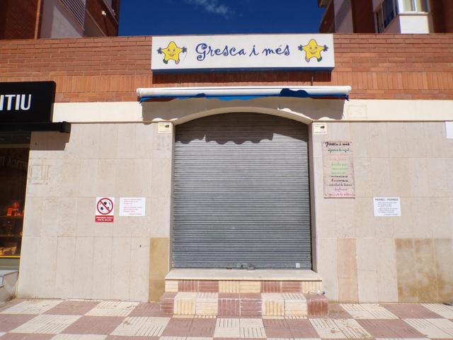 LOCAL COMERCIAL EN HOSPITALET DE L'INFANT photo 0