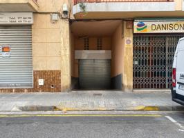 PLAZA DE APARCAMIENTO EN CAMBRILS photo 0