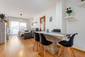 Piso en Venta en el Encantador Casc Antic de Cambrils photo 0