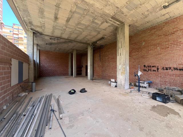 SE VENDE LOCAL COMERCIAL EN VILLAJOYOSA photo 0