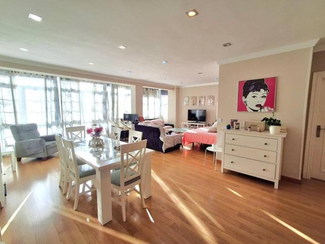 SENSACIONAL ÁTICO TOTALMENTE REFORMADO CON 2 PLAZAS DE GARAJE Y CON OTRO APARTAMENTO INCLUIDO photo 0