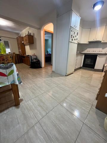 Piso en calle Salvador Guinot 28 photo 0