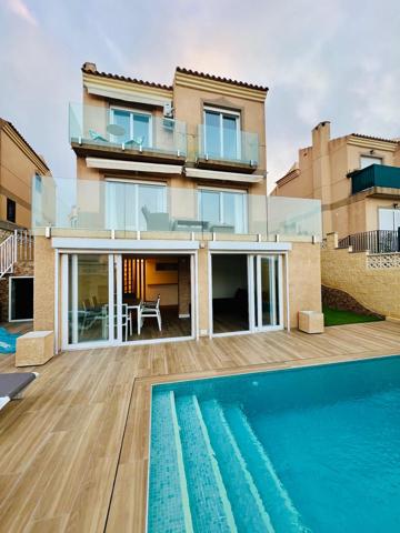 CHALET CON PISCINA CLIMATIZADA EN LA NUCIA photo 0