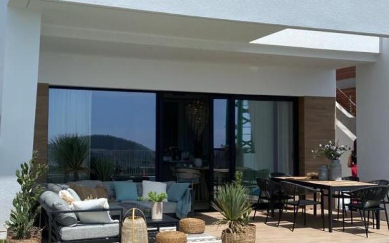 Una Villa Moderna con maravillosas vistas en Finestrat en Venta photo 0
