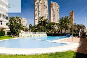 SE VENDE MARAVILLOSO PISO EN LA PRIMERA LÍNEA DE LA PLAYA DE PONIENTE EN BENIDORM photo 0