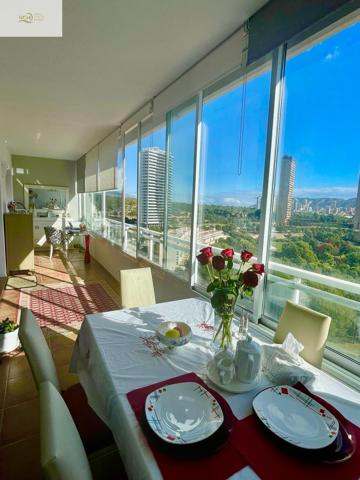 SE VENDE PISO CON AMPLIA TERRAZA Y VISTAS photo 0