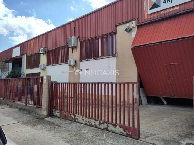 NAVE INDSUTRIAL EN ALQUILER photo 0