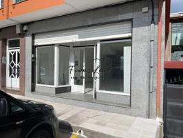 Local Comercial de 122 m2 en Vimianzo photo 0