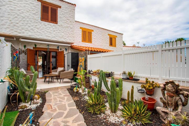 🏡 Bungalow Dúplex Reformado en Venta en Playa del Inglés – ¡Un Sueño Hecho Realidad! photo 0
