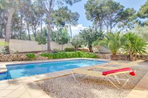 Villa acogedora en Moraira con Piscina, Jardín Privado y Parcela de 5000 m² photo 0