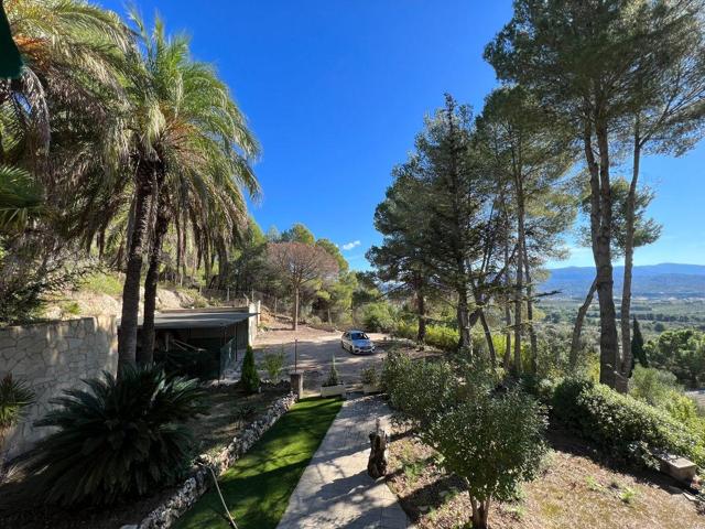 Finca rústica en venta en Turballos (Muro de Alcoy): 26.000 m² de terreno, casa de 4 dormitorios photo 0