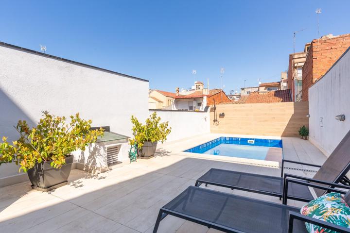 DE SOMNI AMB PISCINA I GRAN GARATGE photo 0
