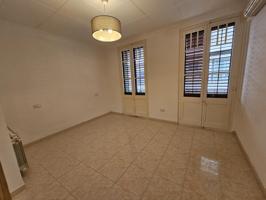 CASA EN VENTA EN EL CENTRO DE CALELLA, BARCELONA photo 0