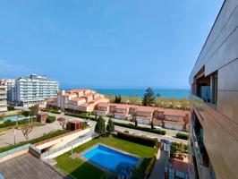 MAGNÍFICO ÁTICO EN CALELLA CON VISTAS AL MAR Y PISCINA EN VENTA photo 0