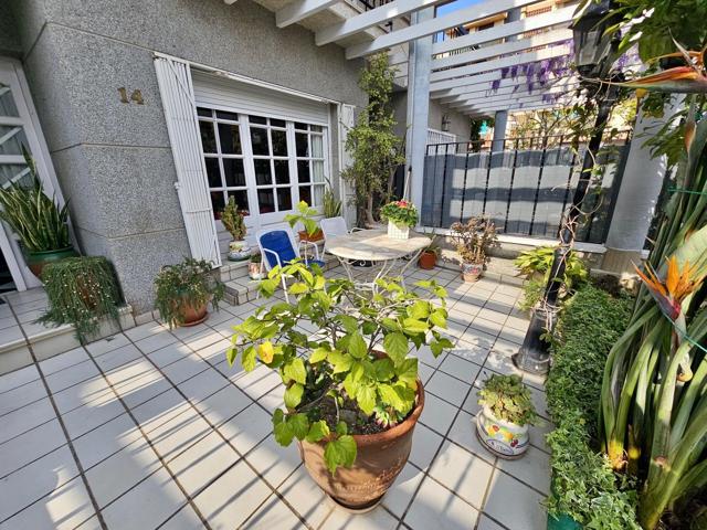 OPORTUNIDAD ENCANTADORA- CASA DE 3 PLANTAS CON PATIO Y AMPLIO GARAJE EN VENTA EN PINEDA DE MAR photo 0