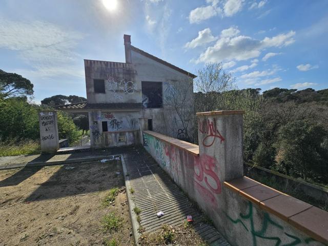 CASA EN ESTRUCTURA EN VENTA EN MAS REIXACH PALAFOLLS photo 0