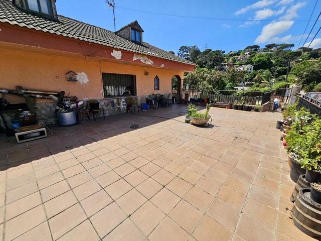 CASA CON PISCINA Y GARAJE EN VENTA EN RESIDENCIAL PARK, MAÇANET DE LA SELVA photo 0