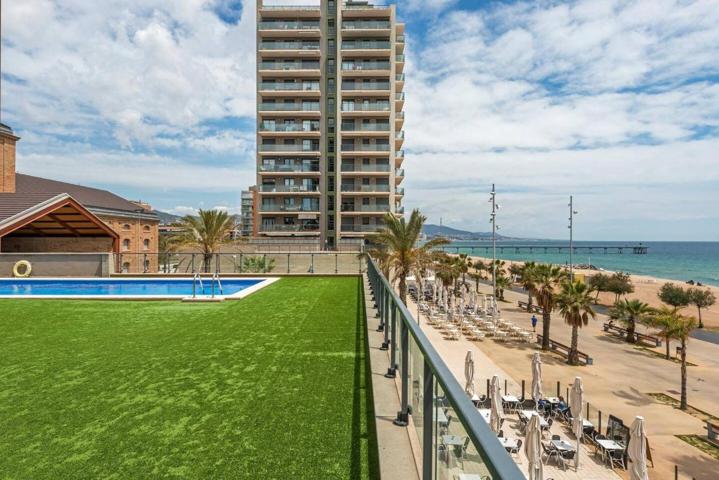 PISO A PRIMERA LÍNEA DE MAR EN VENTA EN EL PUERTO DEPORTIVO, BADALONA photo 0