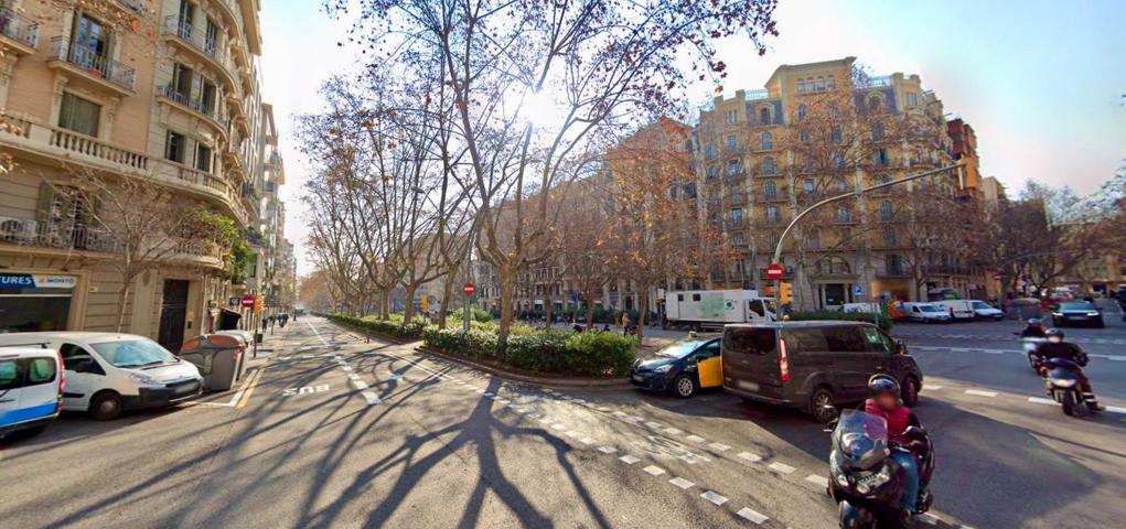 PISO EN PLANTA BAJA EN EL BARRIO DE GRÀCIA, BARCELONA photo 0